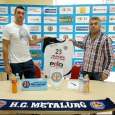 Metalurg signs another domestic player